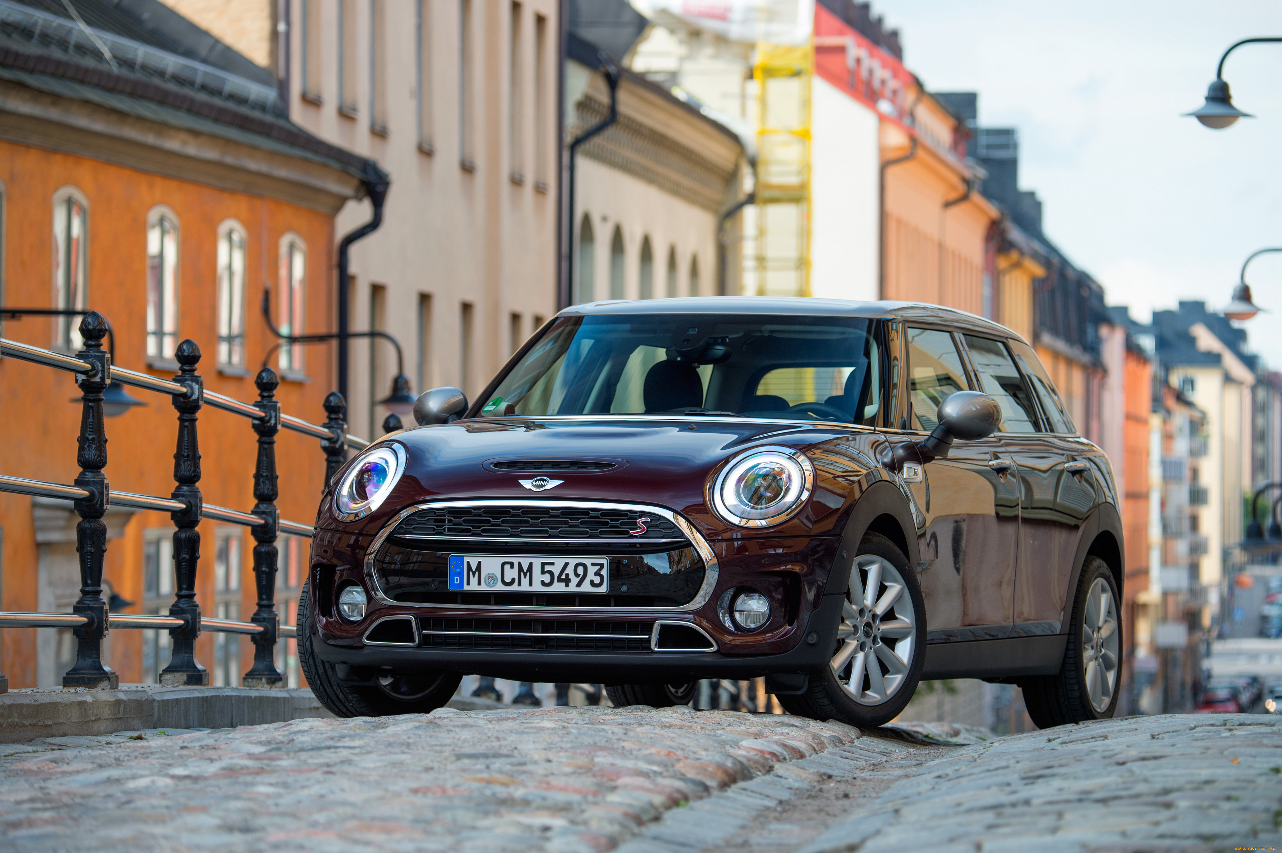 , mini